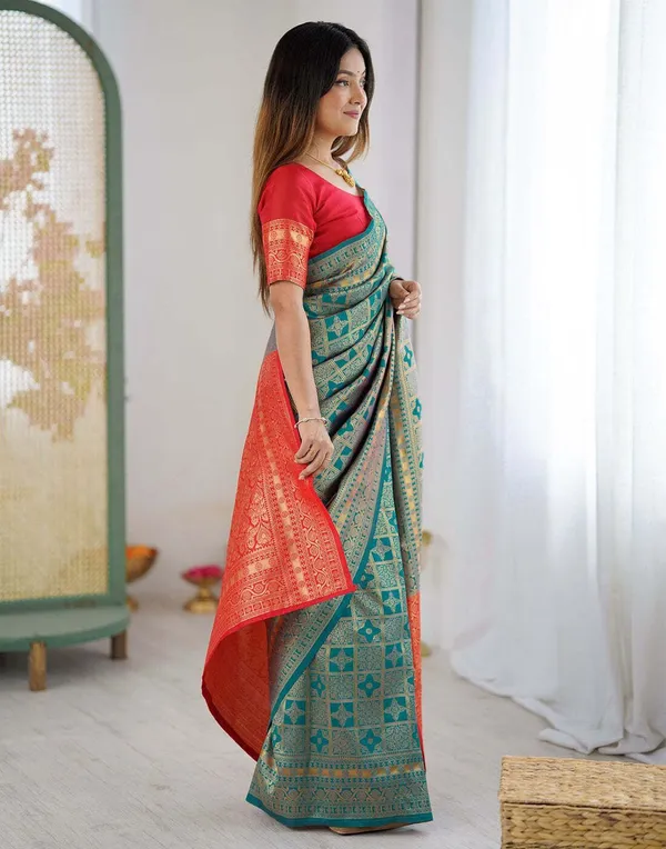 FLUIT_LESVETEMENTS_Self_Design_Kanjivaram_Jacquard_Saree_with_Unstitched_Blouse_(Light_Blue)