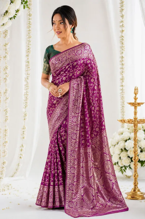 FLUIT_LESVETEMENTS_Self_Design_Kanjivaram_Jacquard_Saree_with_Unstitched_Blouse_(Magenta)