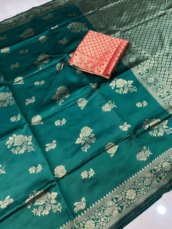 FLUIT_LESVETEMENTS_Self_Design_Kanjivaram_Jacquard_Saree_with_Unstitched_Blouse_(Dark_Green)