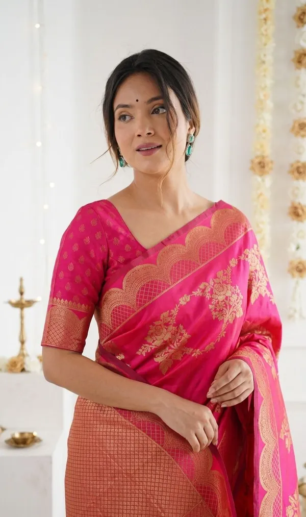 FLUIT_LESVETEMENTS_Self_Design_Kanjivaram_Jacquard_Saree_with_Unstitched_Blouse_(Pink)