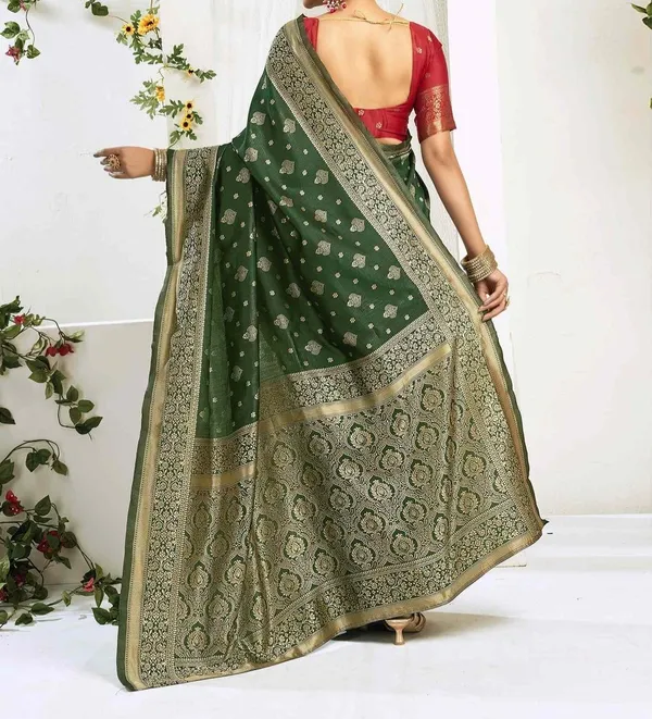 FLUIT_LESVETEMENTS_Self_Design_Kanjivaram_Jacquard_Saree_with_Unstitched_Blouse_(Dark_Green)