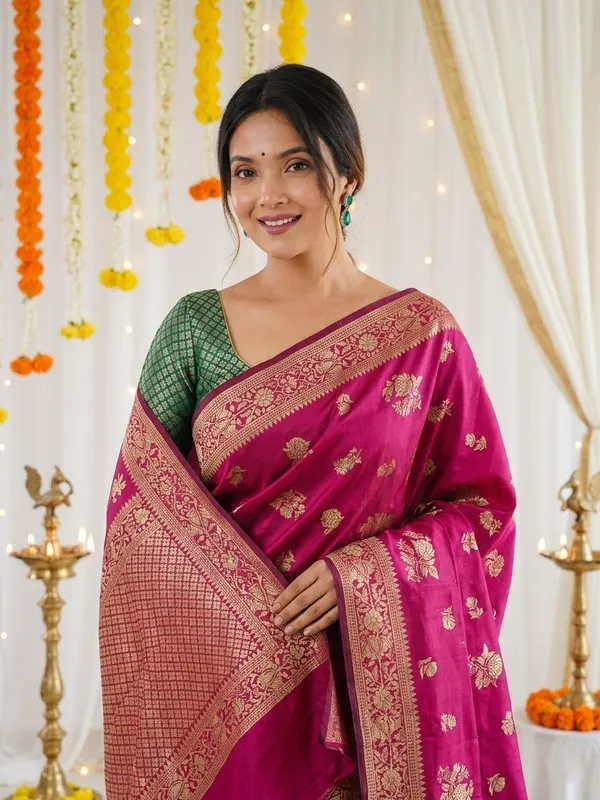 FLUIT_LESVETEMENTS_Self_Design_Kanjivaram_Jacquard_Saree_with_Unstitched_Blouse_(Pink)