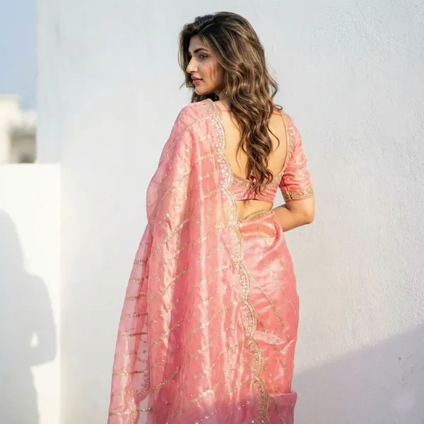 FLUIT_LESVETEMENTS_Embroidered_Bollywood_Satin_Saree_with_Unstitched_Blouse_(Pink)