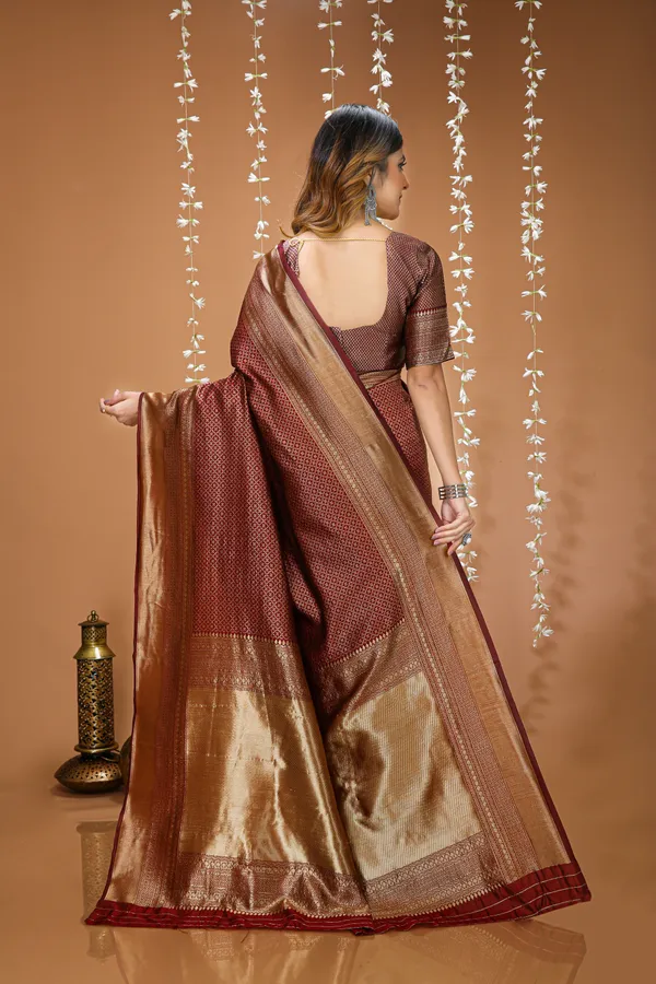 FLUIT_LESVETEMENTS_Self_Design_Kanjivaram_Jacquard_Saree_with_Unstitched_Blouse_(Brown)