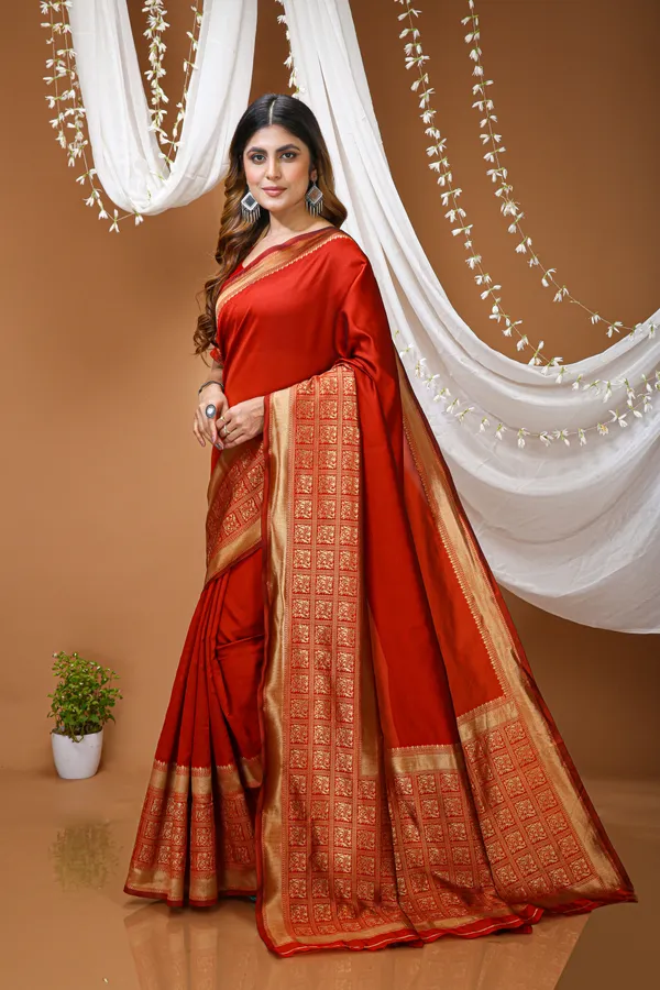 FLUIT_LESVETEMENTS_Self_Design_Kanjivaram_Jacquard_Saree_with_Unstitched_Blouse_(Red)