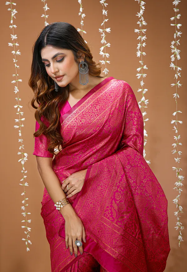 FLUIT_LESVETEMENTS_Self_Design_Kanjivaram_Jacquard_Saree_with_Unstitched_Blouse_(Pink)