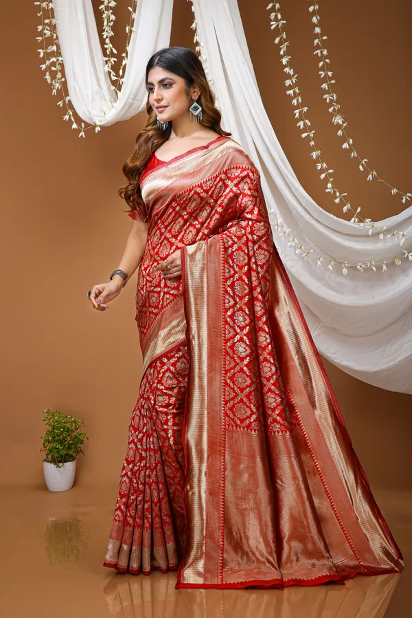 FLUIT_LESVETEMENTS_Self_Design_Kanjivaram_Jacquard_Saree_with_Unstitched_Blouse_(Red)