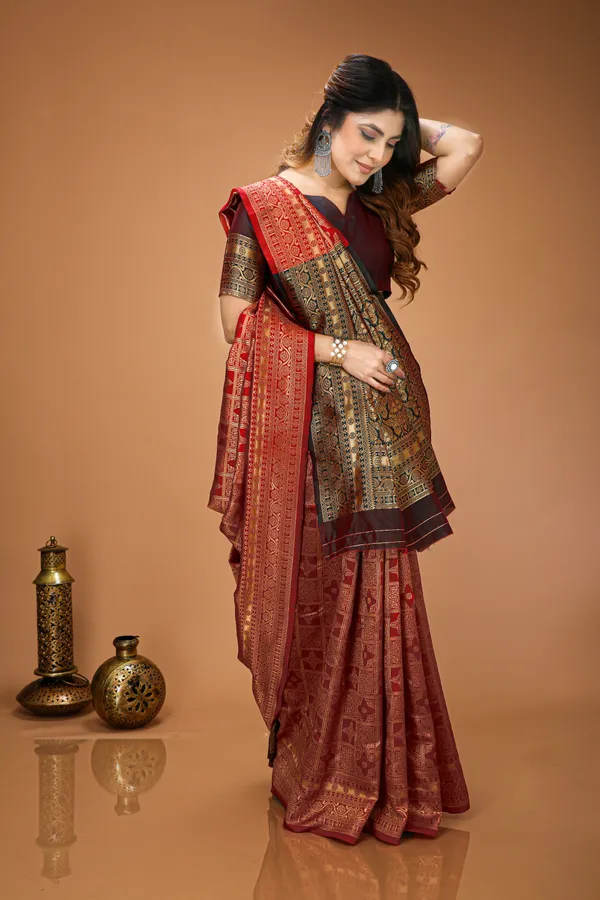 FLUIT_LESVETEMENTS_Self_Design_Kanjivaram_Jacquard_Saree_with_Unstitched_Blouse_(Red)