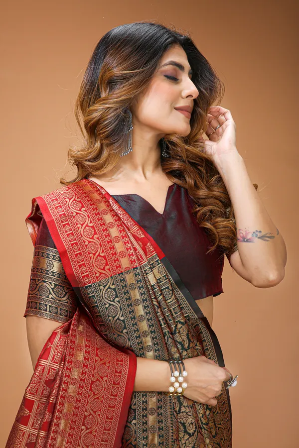 FLUIT_LESVETEMENTS_Self_Design_Kanjivaram_Jacquard_Saree_with_Unstitched_Blouse_(Red)
