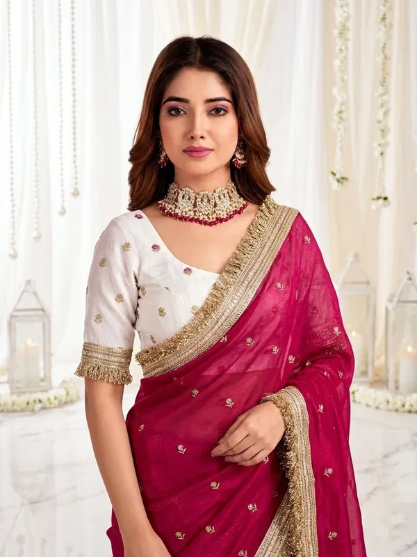FLUIT_LESVETEMENTS_Embroidered_Bollywood_Satin_Saree_with_Unstitched_Blouse_(Pink)