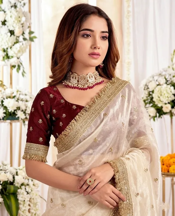 FLUIT_LESVETEMENTS_Embroidered_Bollywood_Satin_Saree_with_Unstitched_Blouse_(White)