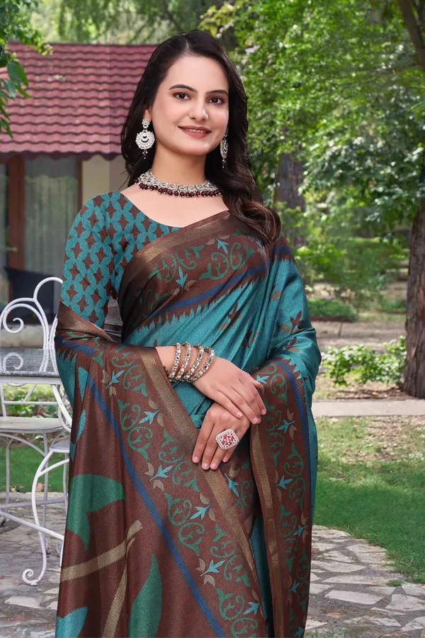 FLUIT_LESVETEMENTS_Floral_Print_Bollywood_Cotton_Blend_Saree_with_Unstitched_Blouse_(Light_Blue)