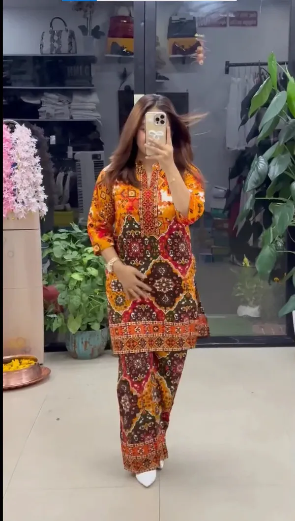 Women_S_Premium_Orange_Ethnic_Printed_Kurta_Pant_Set_Orange