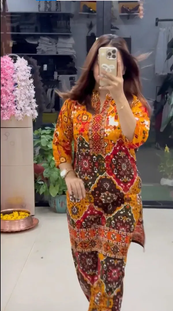 Women_S_Premium_Orange_Ethnic_Printed_Kurta_Pant_Set_Pink