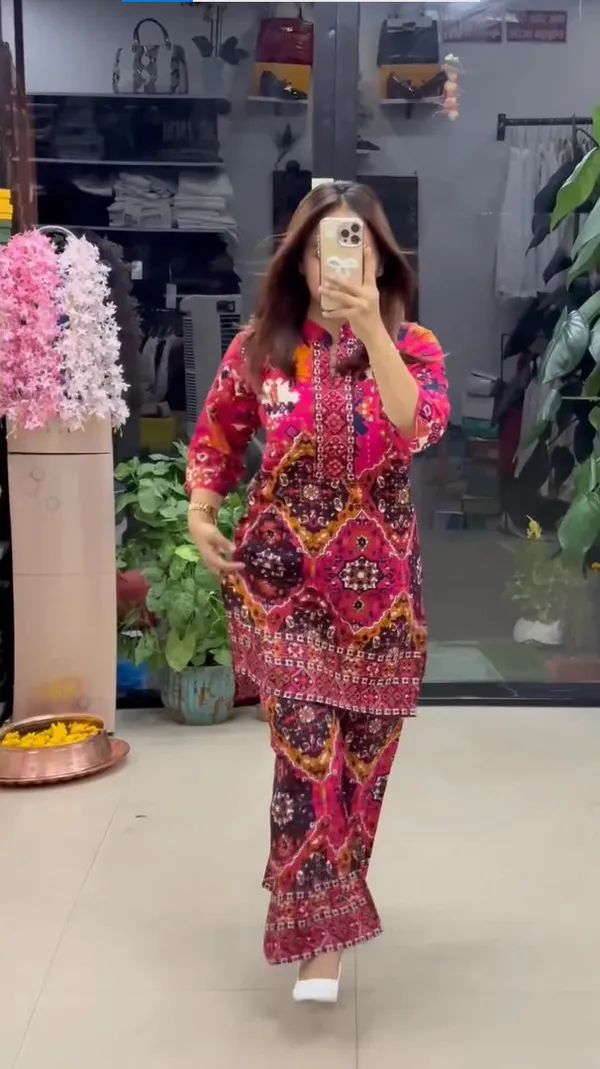 Women_S_Premium_Orange_Ethnic_Printed_Kurta_Pant_Set_Pink