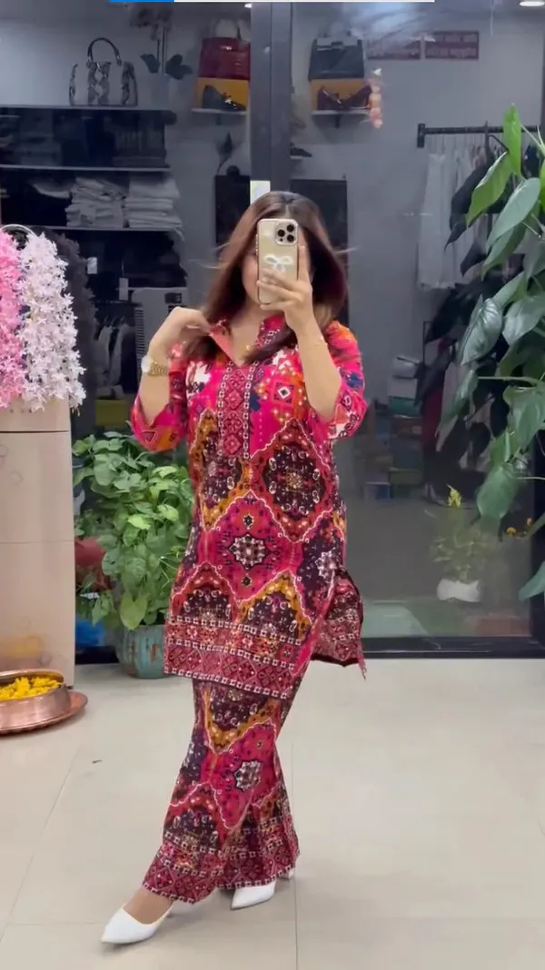Women_S_Premium_Orange_Ethnic_Printed_Kurta_Pant_Set_Pink