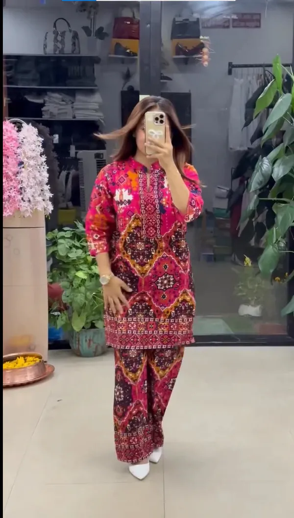 Women_S_Premium_Orange_Ethnic_Printed_Kurta_Pant_Set_Pink