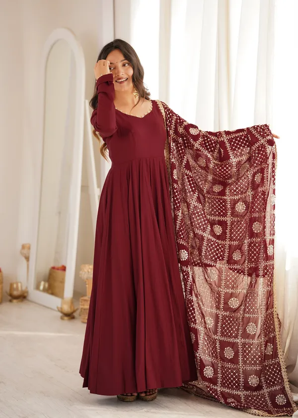 Noor_Wine_Embroidered_Anarkali_Suit_Set