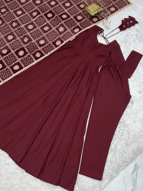 Noor_Wine_Embroidered_Anarkali_Suit_Set