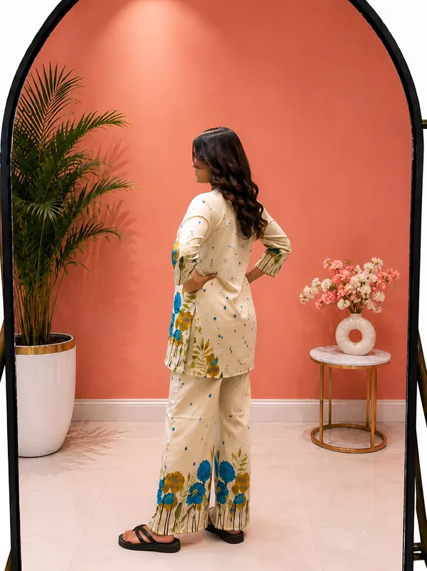 Beige_Rayon_Floral_Printed_Co-Ord_Set_For_Women