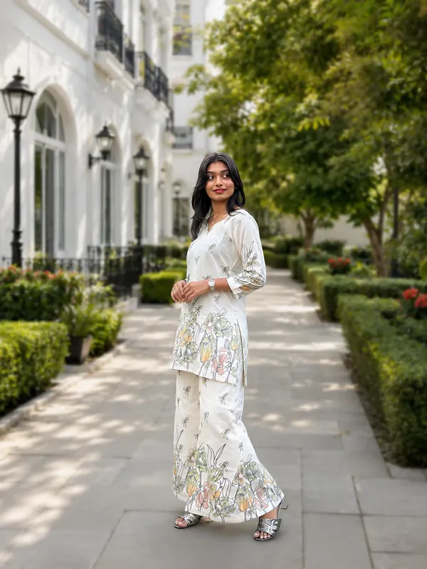 White_Rayon_Floral_Printed_Co-Ord_Set_For_Women