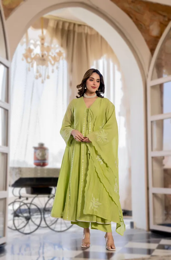 Green_Chanderi_Silk_Straight_Kurta_Set_For_Women
