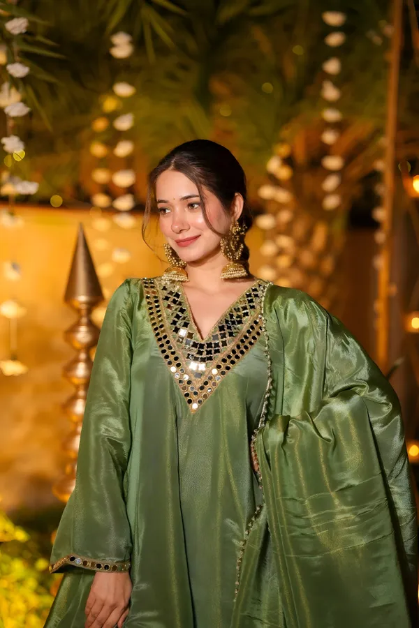 Green_CP_vichitra_Sharara_Set