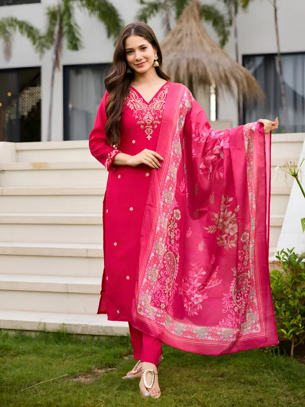 Pink_Roman_Silk_Kurta_Set_For_Women