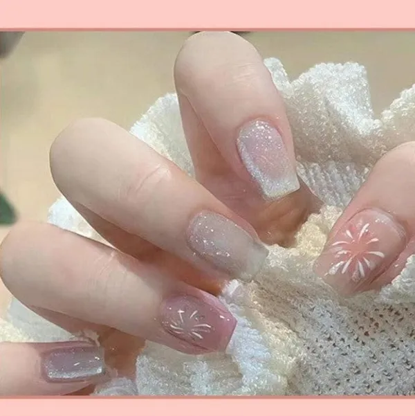 Blush_Pink_Floral_Press_On_Nails