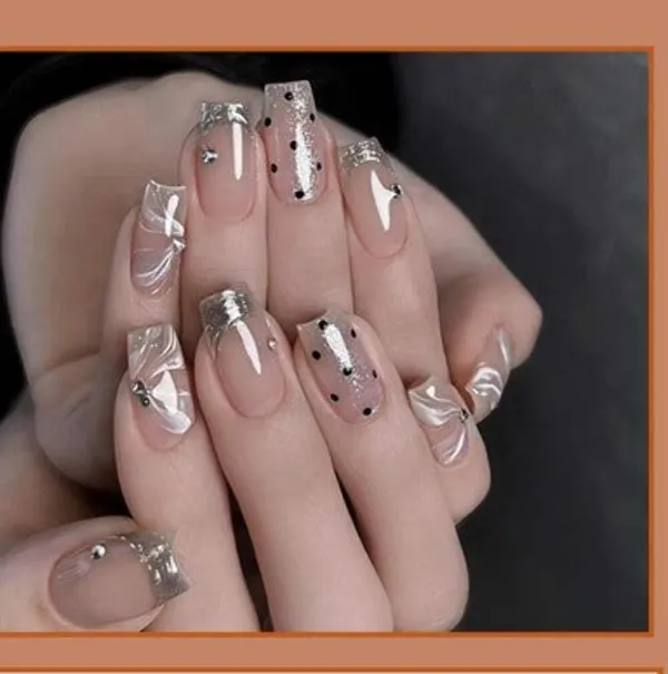 Nude_Polka_Dot_Press_On_Nails_Soft_Pink_With_Black_Dots_Silver_Accents