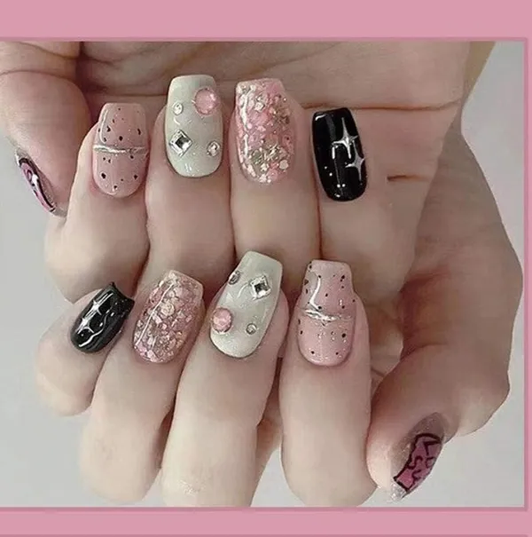 Pink_Glitter_Cat_Press_On_Nails_Nude_Black_With_Cat_Art_Sparkle_Accents