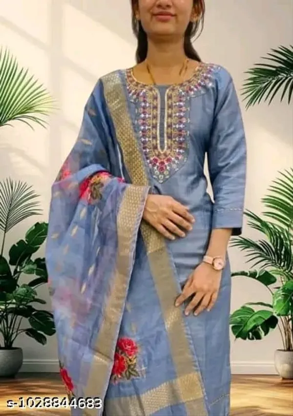Blue_Embroidered_Kurta_Set_for_Women