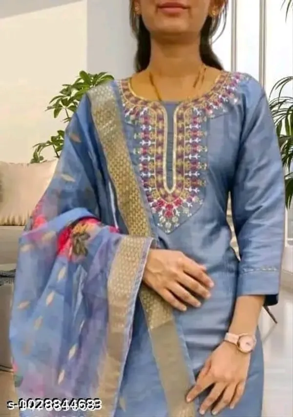 Blue_Embroidered_Kurta_Set_for_Women