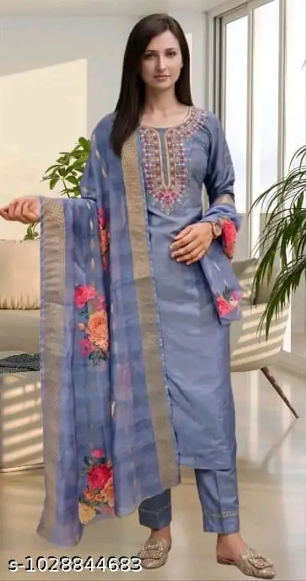 Blue_Embroidered_Kurta_Set_for_Women
