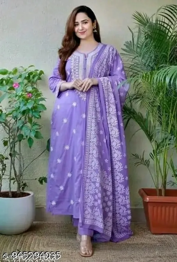 Lavender_Embroidered_Kurta_Set_for_Women