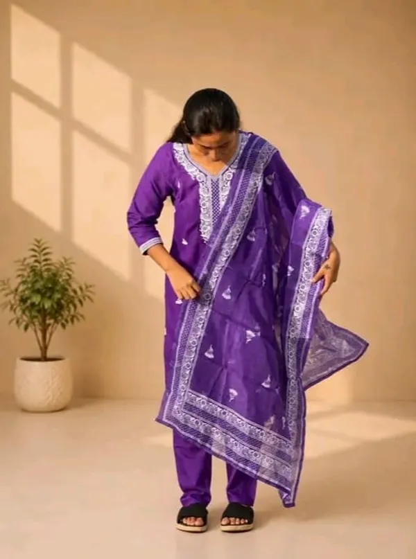 Purple_Printed_Kurta_Set_for_Women