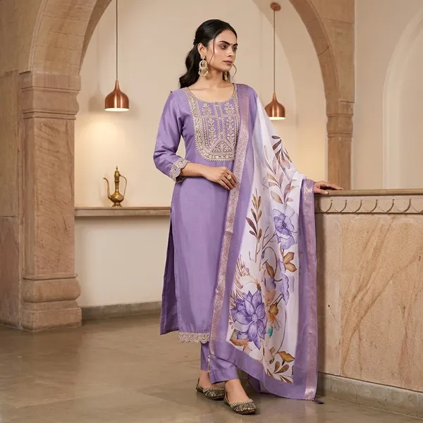 Lavender_Rayon_Slub_Embroidered_Kurta_Set_For_Women