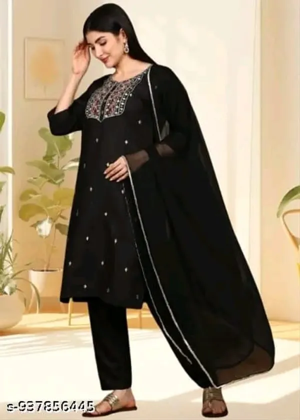Black_Embroidered_Kurta_Set_for_Women
