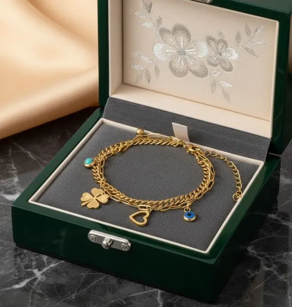 Gold_Plated_Stainless_Steel__Clover_Themed_Evil_Eye_Bracelet