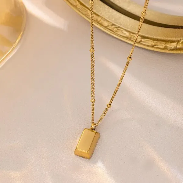 Gold_Plated_Stainless_Steel_Golden_Rectangular_Pendant