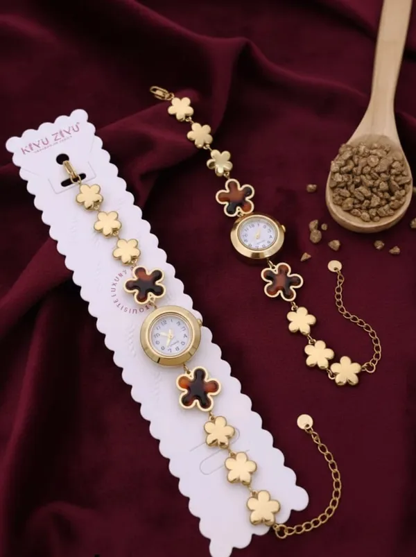 Elegant_Crystal_Bracelet_Watch_For_Women_Flower_Shape