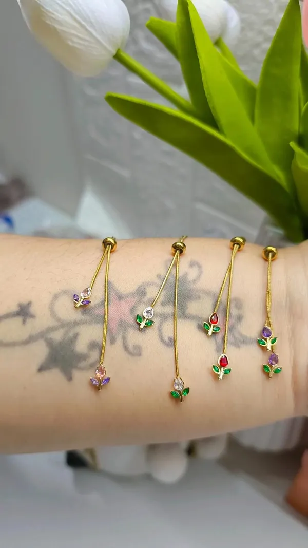 Tulip_Adjustable_Minimal_Necklace_Red