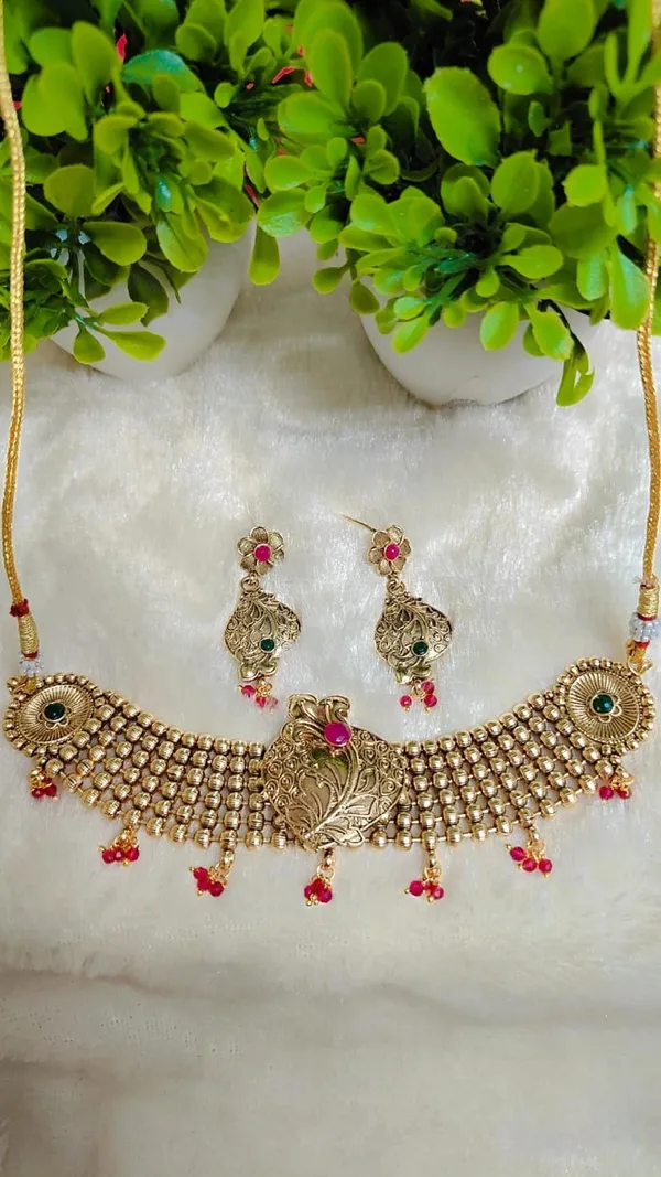 Royal_Temple_Inspired_Gold_Tone_Choker_Necklace_Set_Green