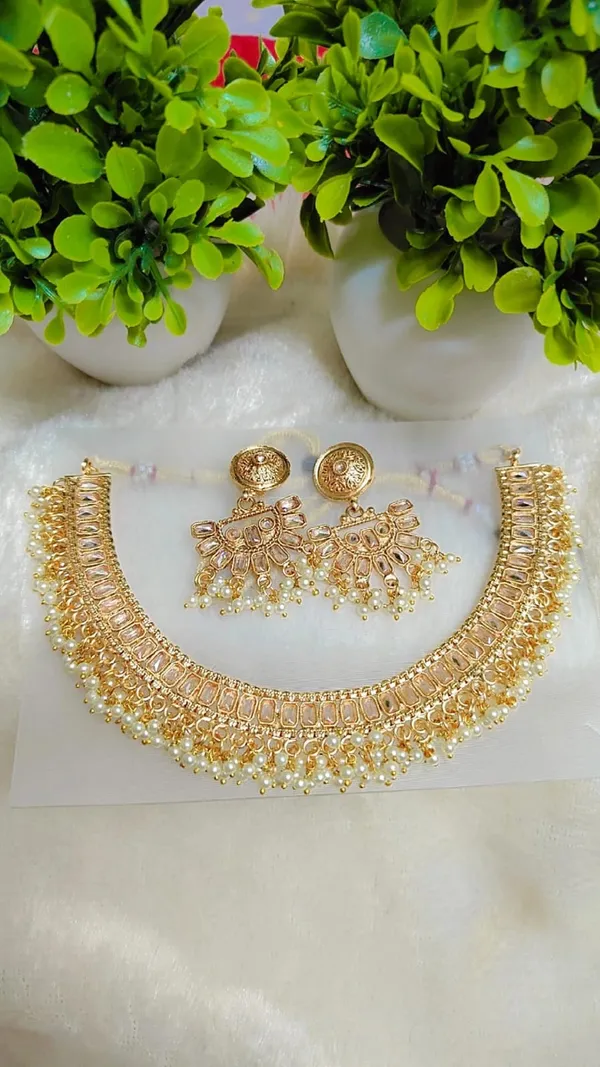 Royal_Kundan_Pearl_Choker_Set