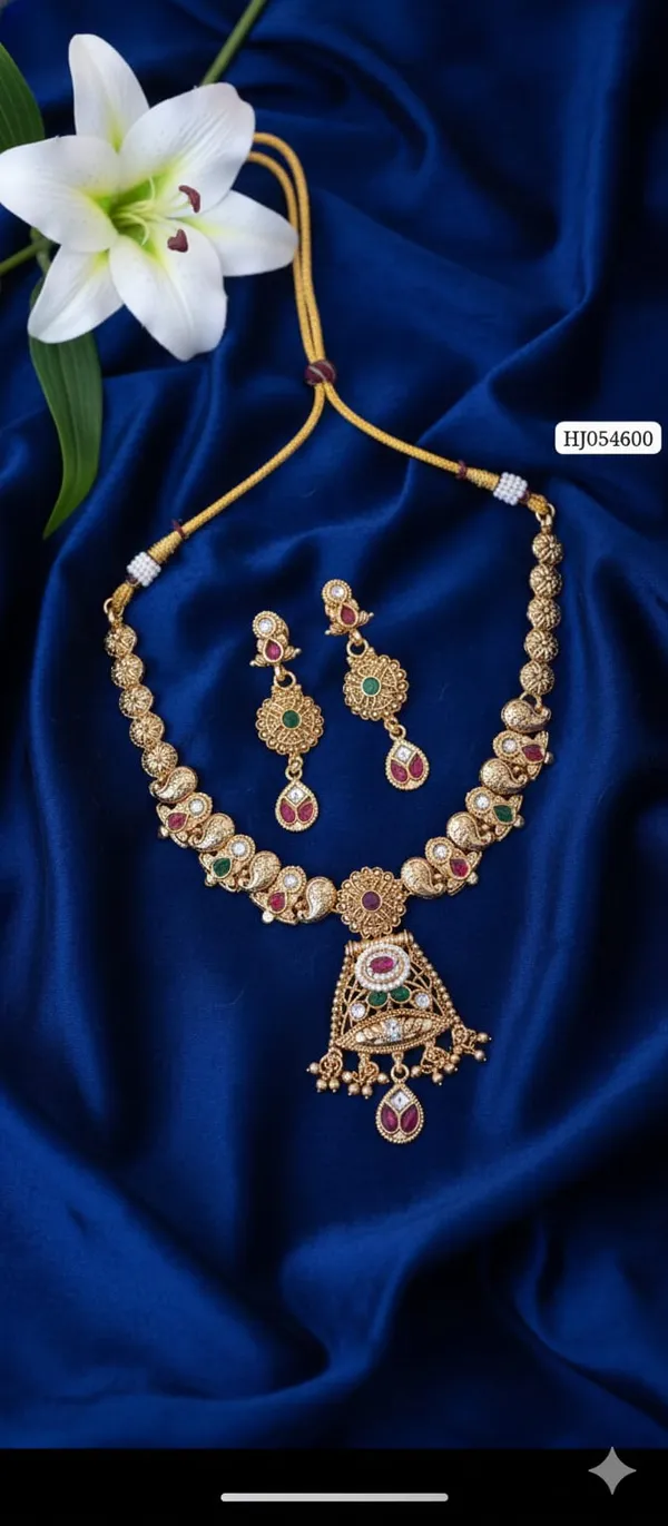 Antique_Gold_Plated_Peacock_Paisley_Necklace_Set