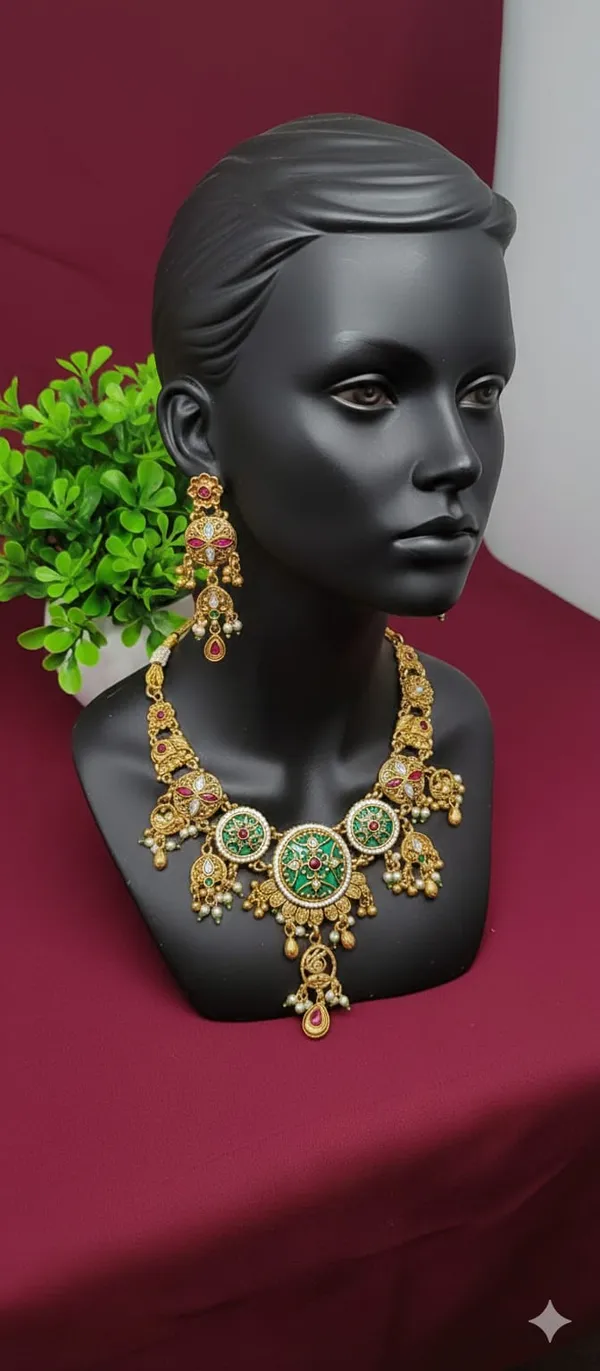 Royal_Green_Kundan_Style_Necklace_Set