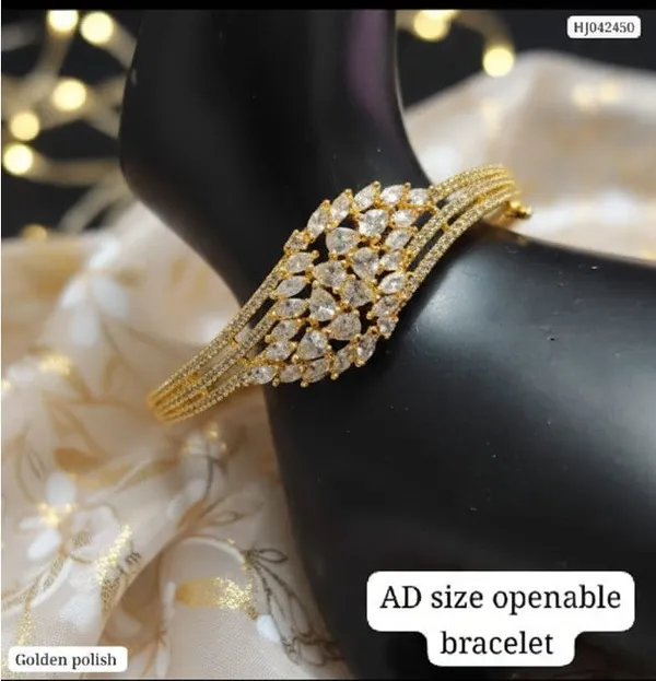 Elegant_American_Diamond_Sparkle_Bracelet