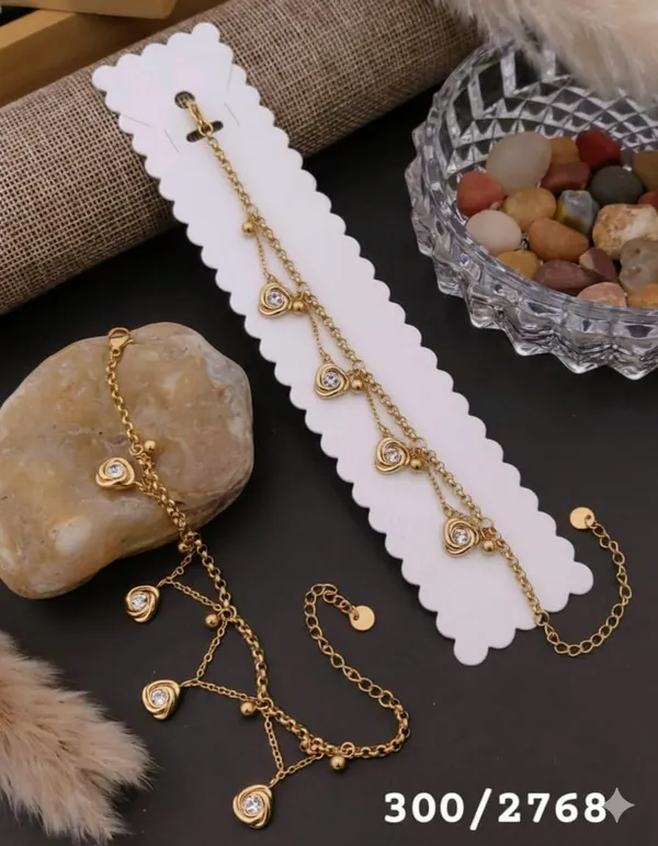 Golden_Anti_Tarnish_Crystal_Drop_Charm_Bracelet_For_Women
