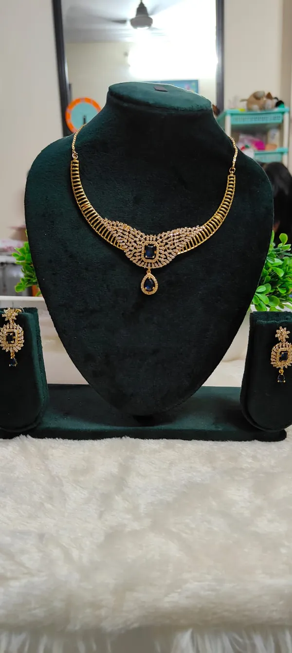 Midnight_Royal_Sapphire_Necklace_Set