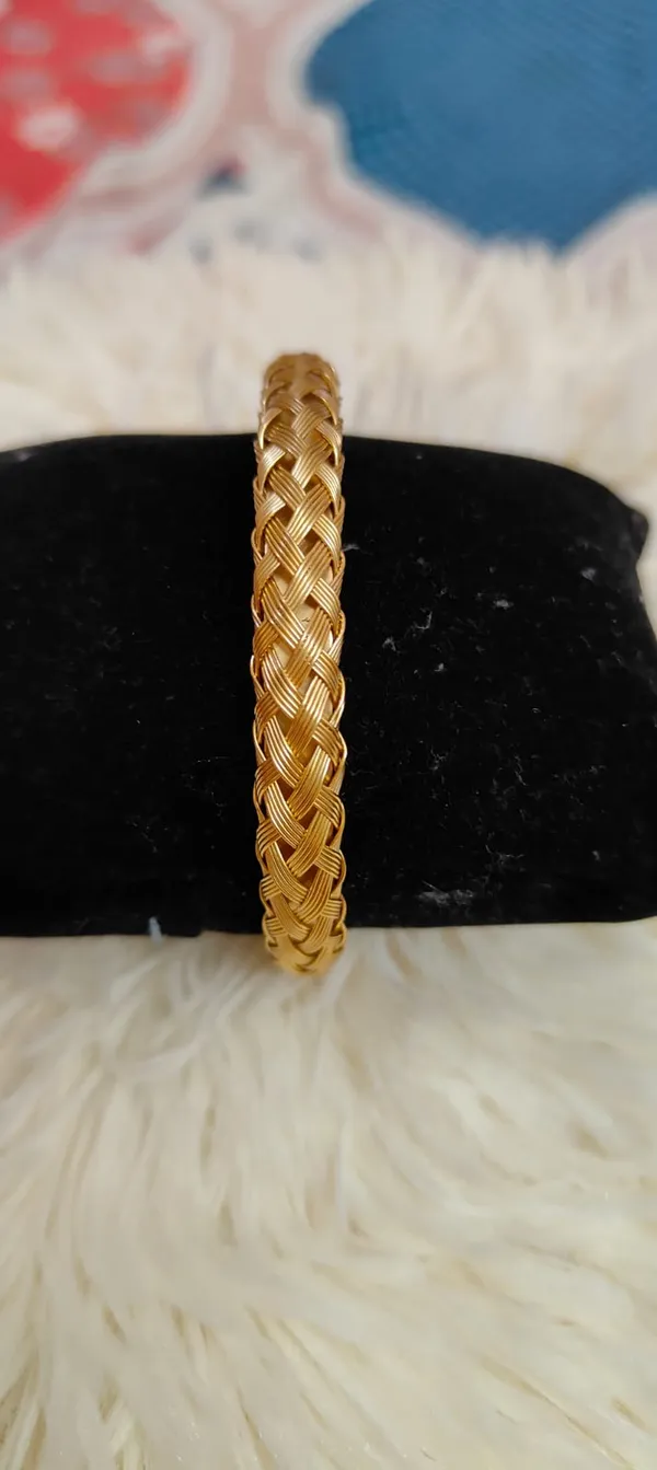 Golden_Weave_Luxe_Bracelet